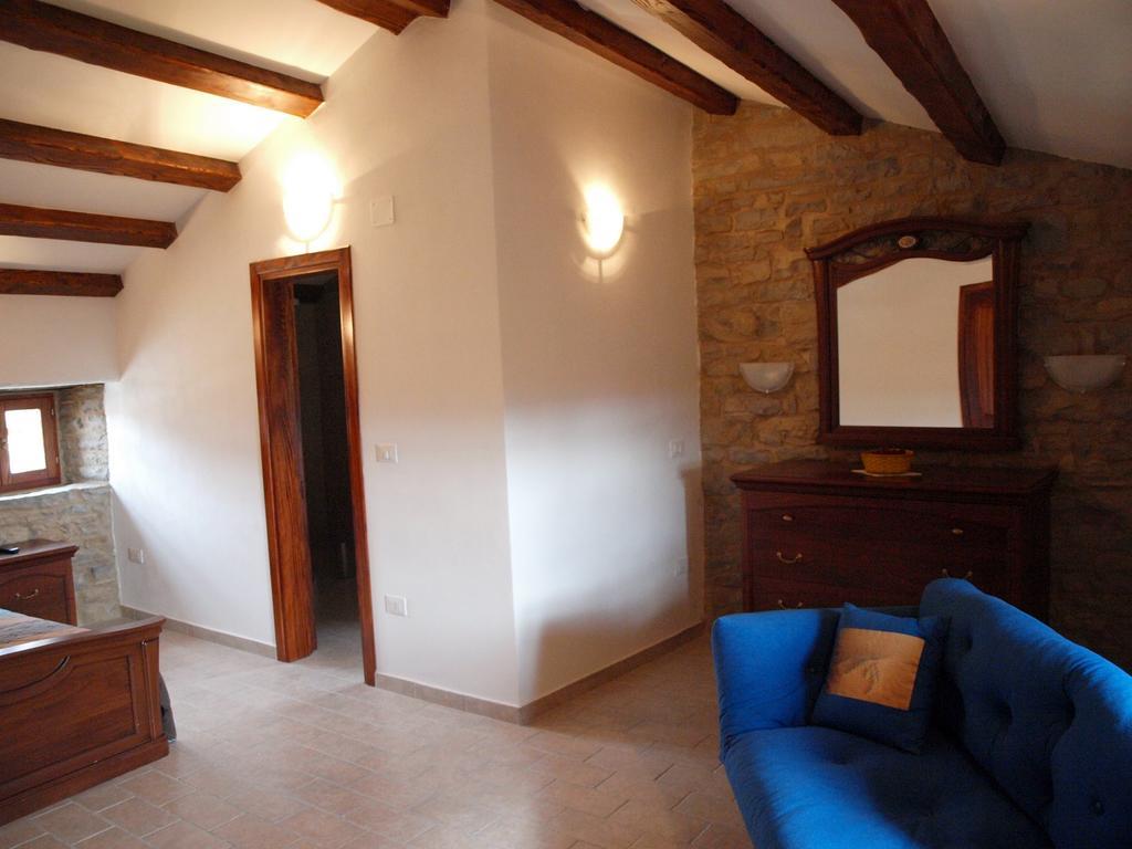 Al Merlo Olivo, Rural Istrian House Buje Exterior foto