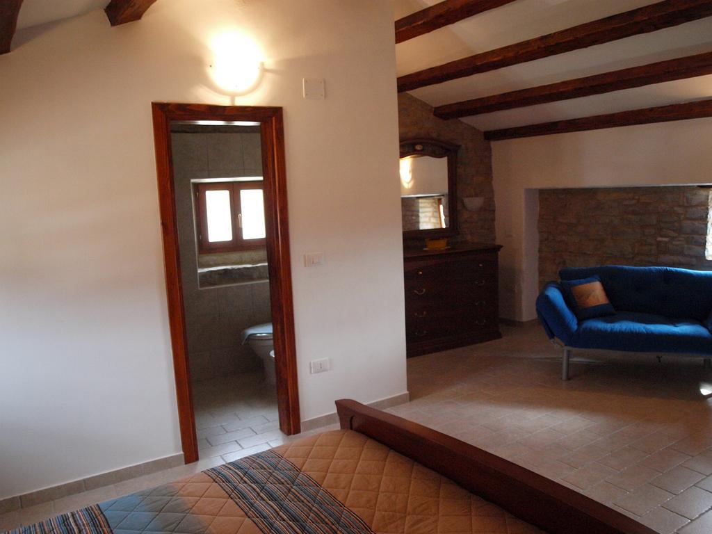 Al Merlo Olivo, Rural Istrian House Buje Exterior foto